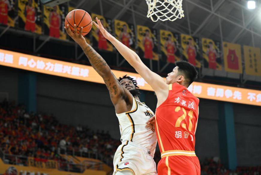 爱游戏在线-包含福建男篮靠外援力保胜利，晋级下一轮的词条