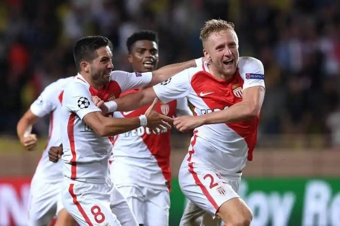 摩纳哥客场不敌里尔，遭遇两连败