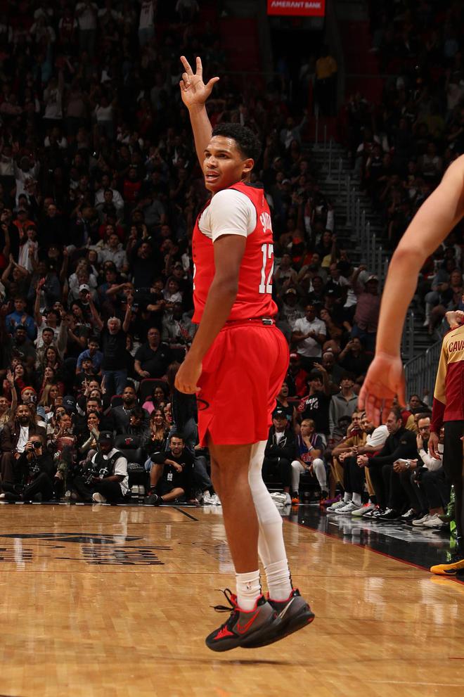 公牛队后卫因伤宣布赛季报销 公牛队后卫因伤宣布赛季报销