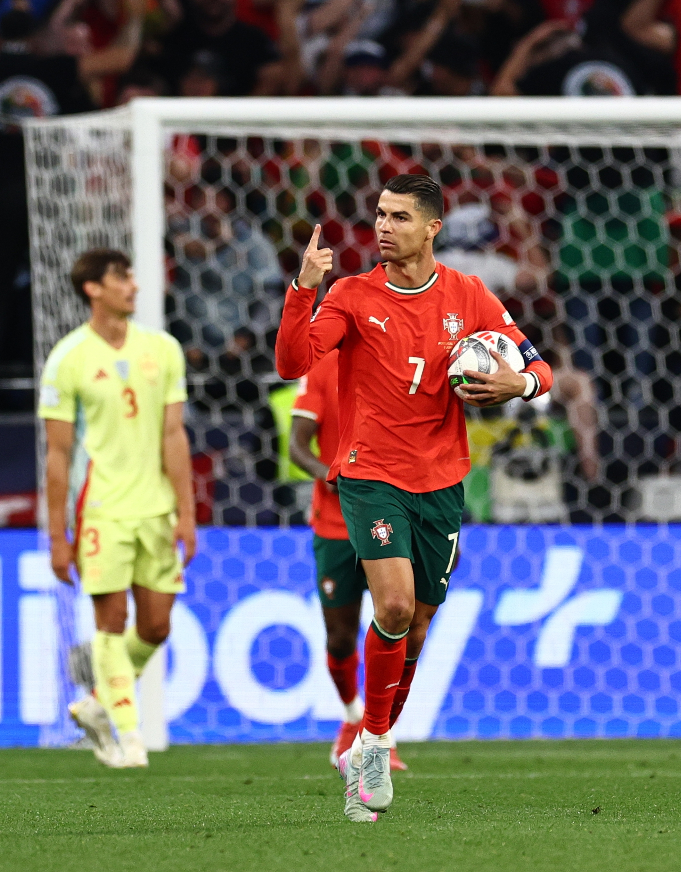 葡萄牙队困境重重,欧国联赛成功机会渺茫? 葡萄牙队困境重重,欧国联赛成功机会渺茫?