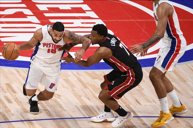 不莱梅客场获胜,终结连败纪录的简单介绍 不莱梅客场获胜,终结连败纪录的简单介绍