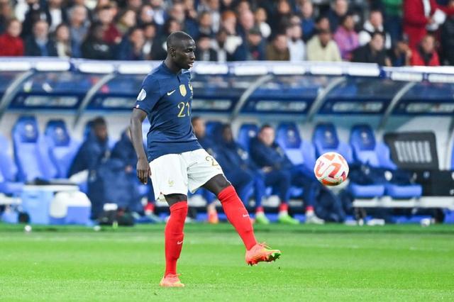 关于基尔客场全取三分,暂时摆脱降级区的信息 关于基尔客场全取三分,暂时摆脱降级区的信息