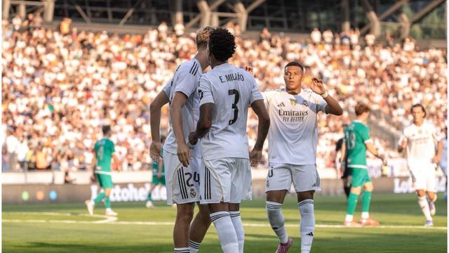 皇马新援亮相,球迷期待他的表现 皇马新援亮相,球迷期待他的表现