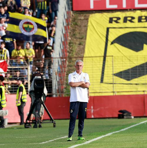 爱游戏亚洲官网-关于法甲赛场动荡，欧冠资格背后看不见的秘密的信息