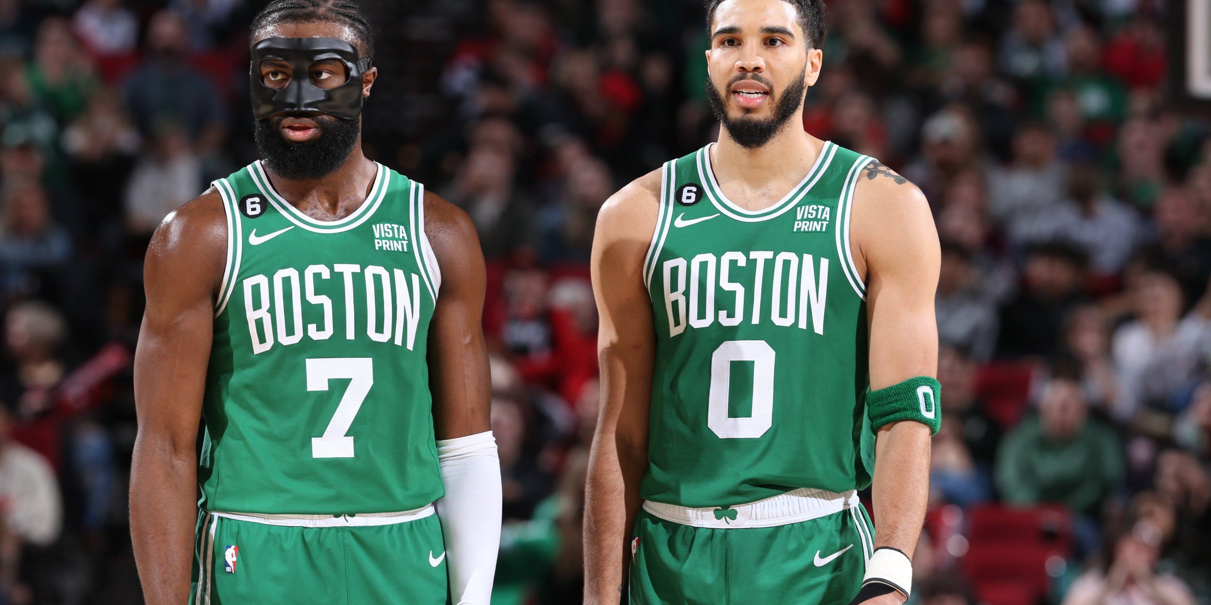 爱游戏官方登录入口-老鹰客场逆转凯尔特人，近连胜