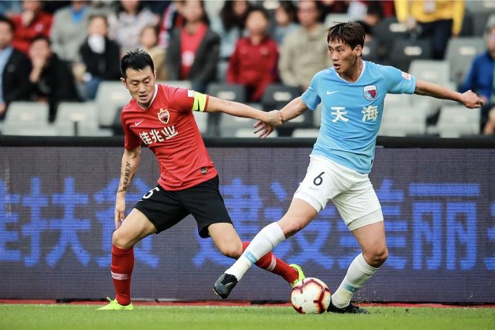 爱游戏中国官网-包含深圳佳兆业客场逆转对手，赢得关键三分的词条