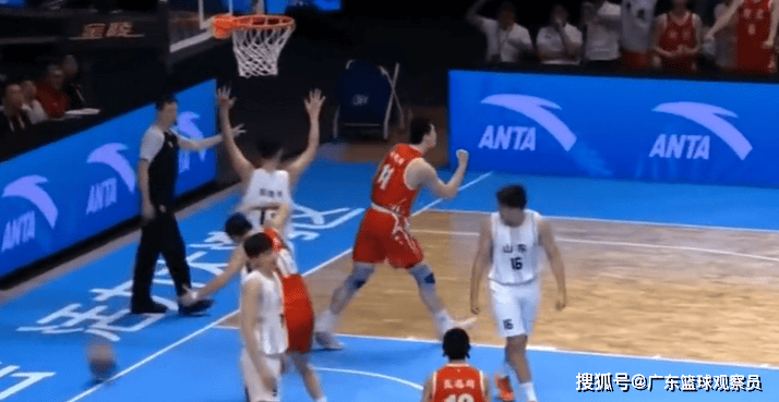 爱游戏入口-云南红河男篮主场击败广东宏远队